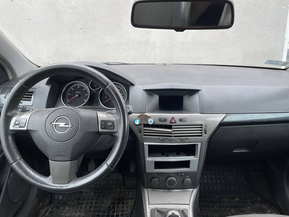 Opel Astra GTC 1.9 CDTI///RATY/// NoweWtryski///Zadbany///FajnyStan