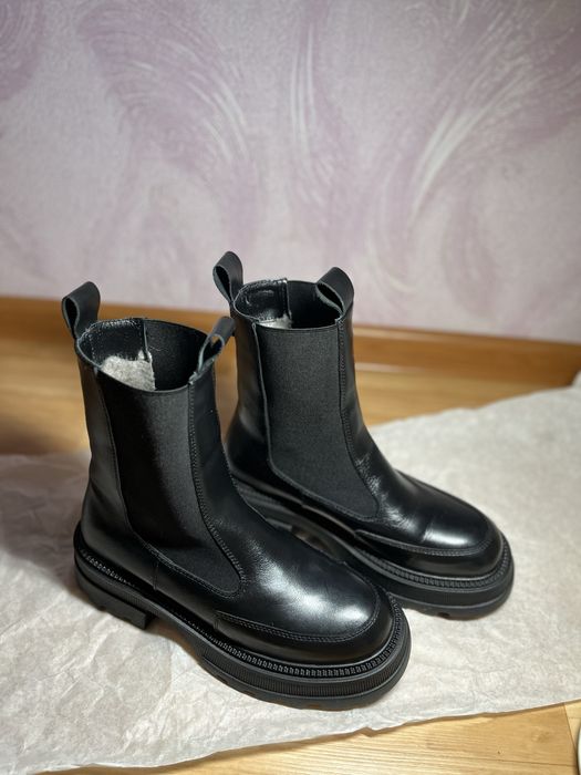 Зимові чоботи челсі