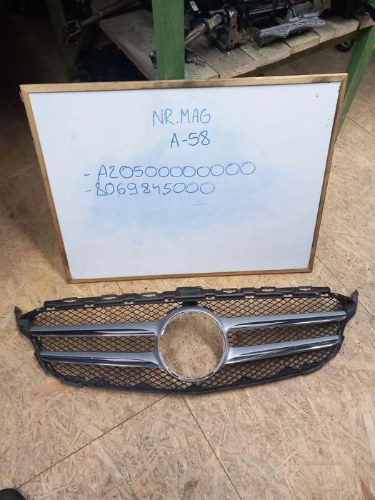 GRILL ATRAPA KRATKA MB C-KLASA W205 8069845000 A20500000000