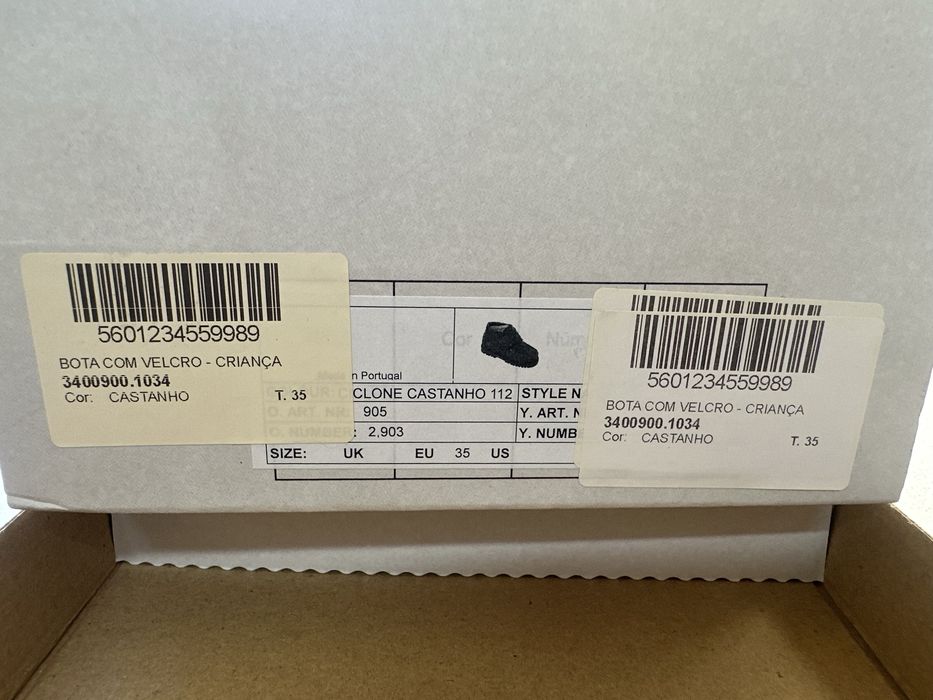 Botas com velcro de criança, tamanho 35, Colégio Militar