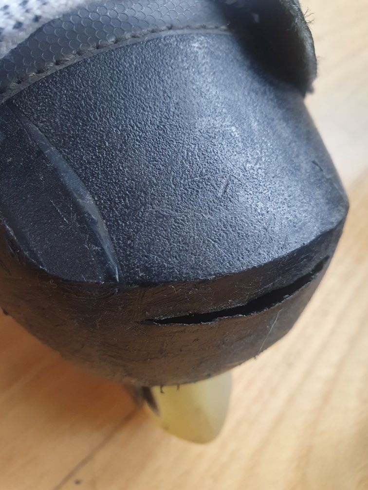 Bauer Xr2 vapor 1r 33.5 rolki hokejowe