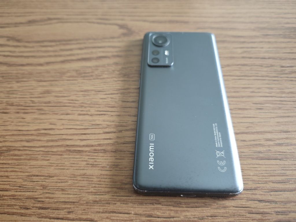 Smartfon Xanomi 12