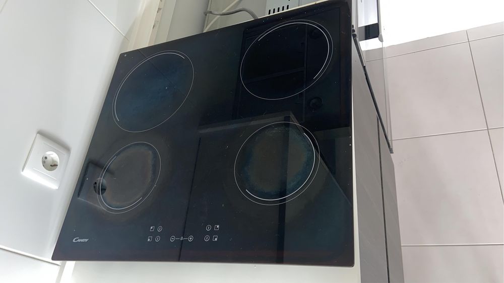 Placa de Vitrocerâmica CANDY CC 64 CH 59 cm - Preto