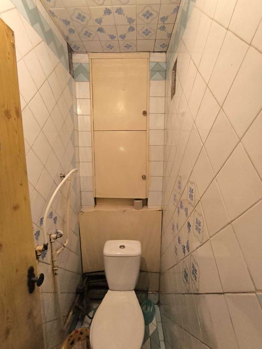 Продам 4-х комнатную на Таирова. Королёва/Инглези.и Кирпич. Программы!