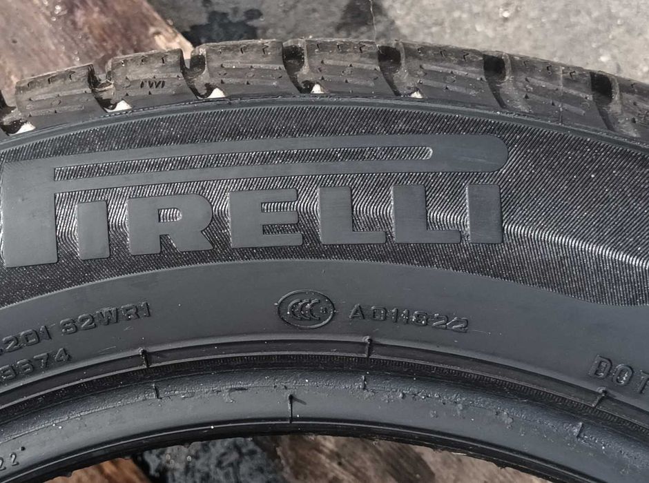 Pirelli Sottozero 3 opona zimowa 215/55/16 - 1 szt. R16 W-wa WK