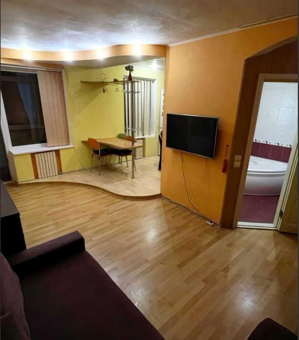 Сдаю 2к квартиру на Василя Сидоренка, 3
