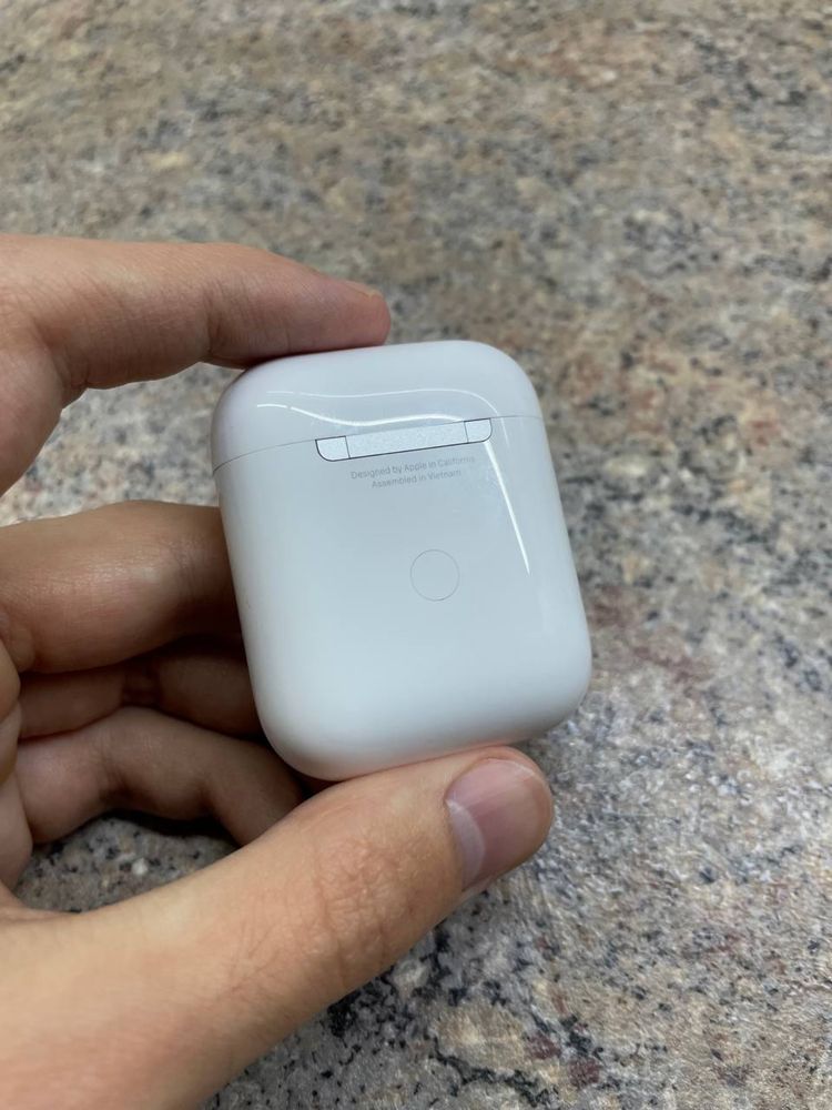 Etui AirPods 2 Wireless Charging Case