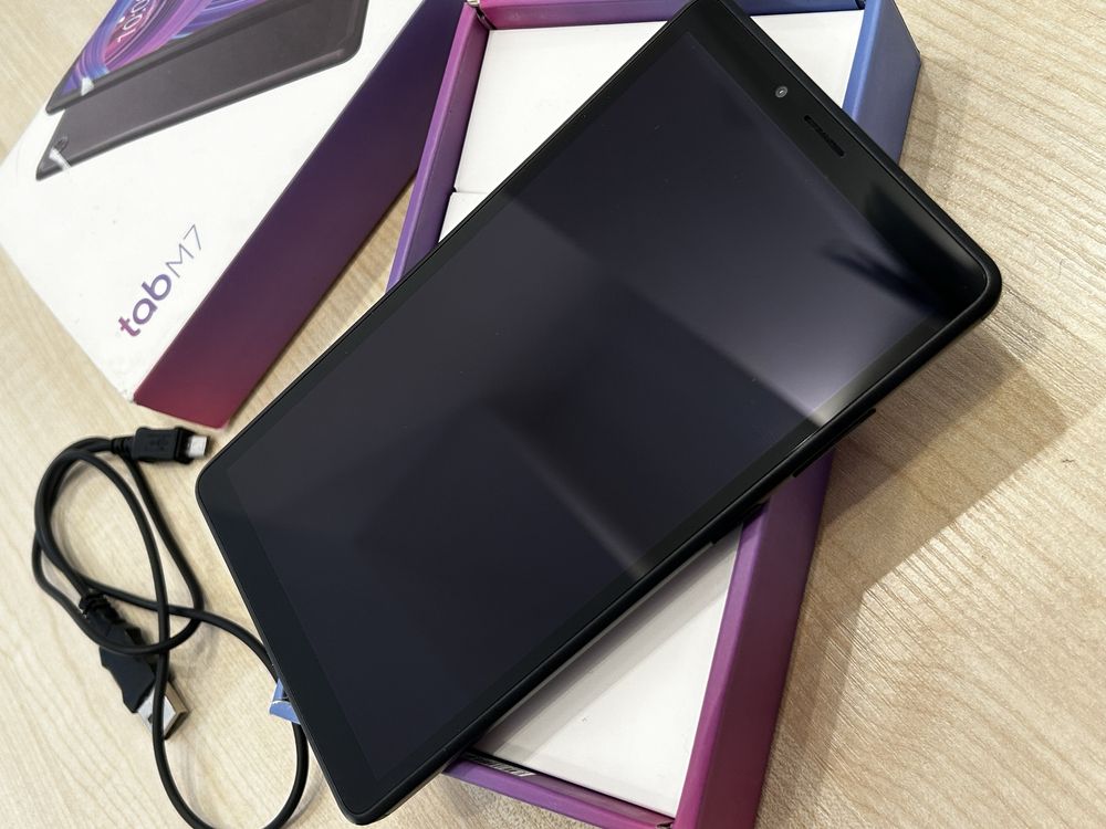 j. NOWY Tablet Lenovo Tab M7 7" 1GB/16GB LTE Czarny