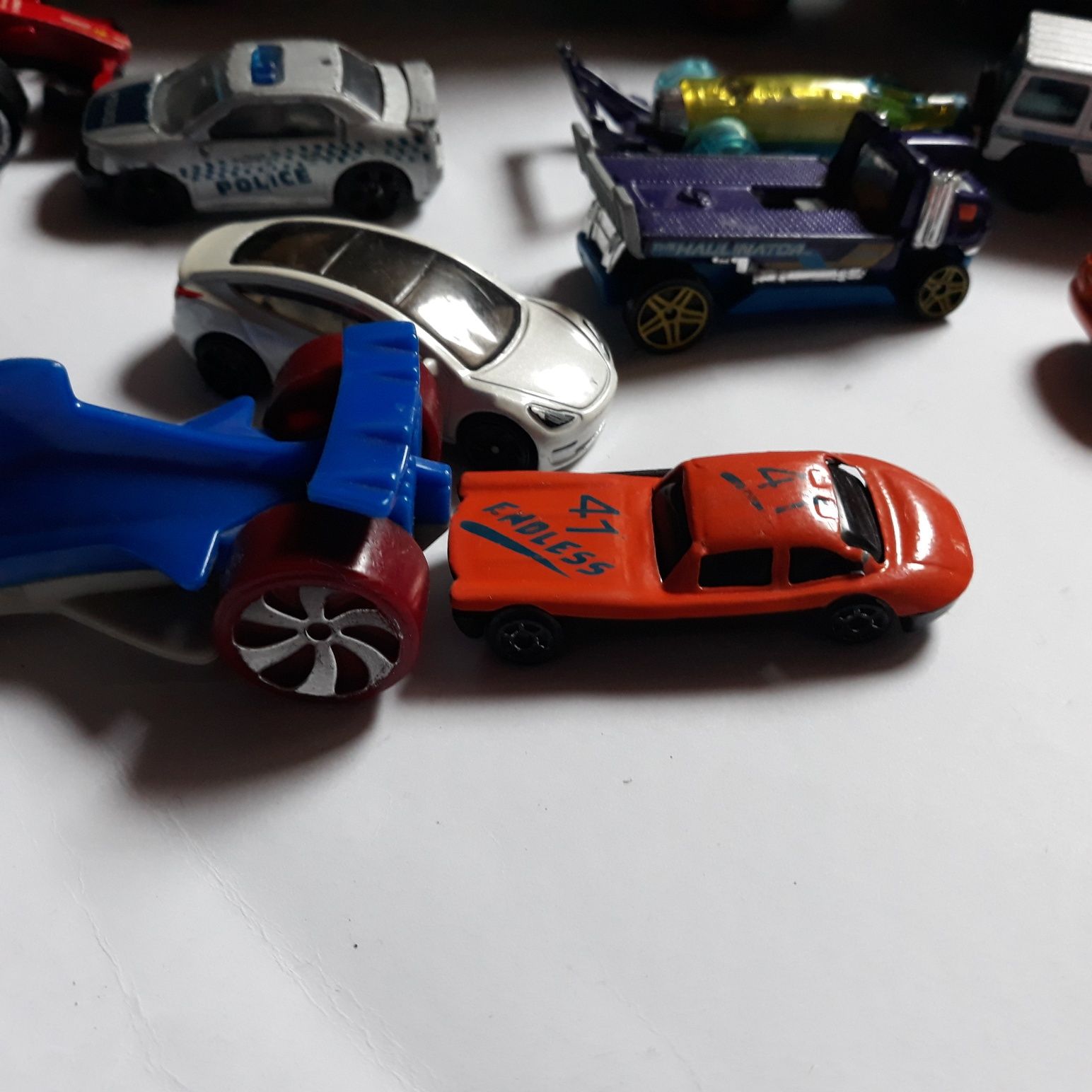 Samochody auta zabawki