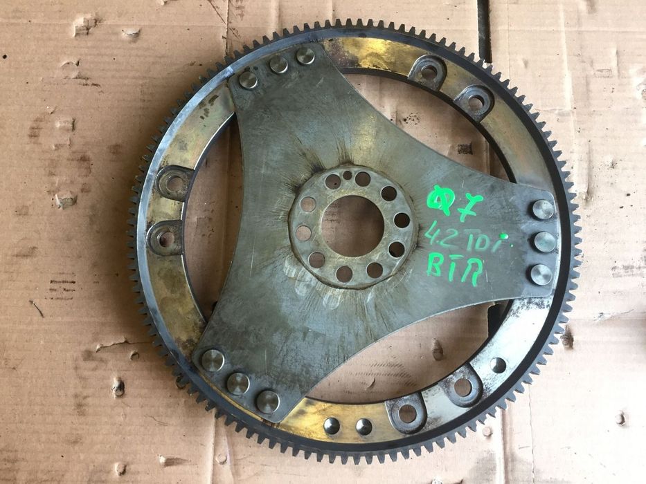 AUDI Q7 4L 4.2 TDI KOŁO ZAMACHOWE BTR 057105323AB