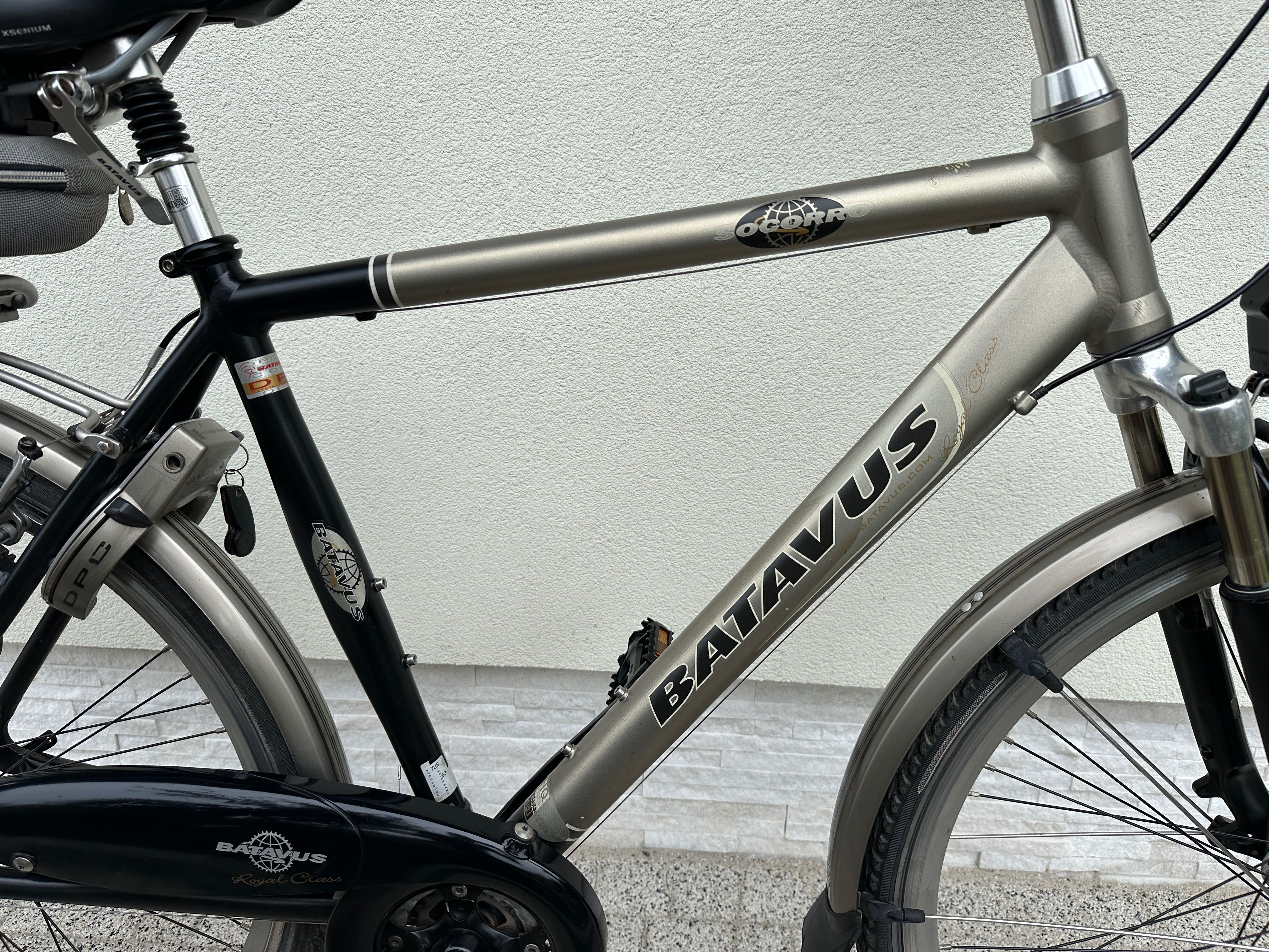 Rower BATAVUS - trekking, koła 28, Deore LX 3x9, 2x amortyzacja
