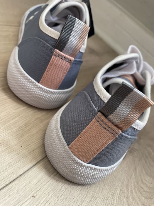 Fila кеди нові кольорові з текстилю