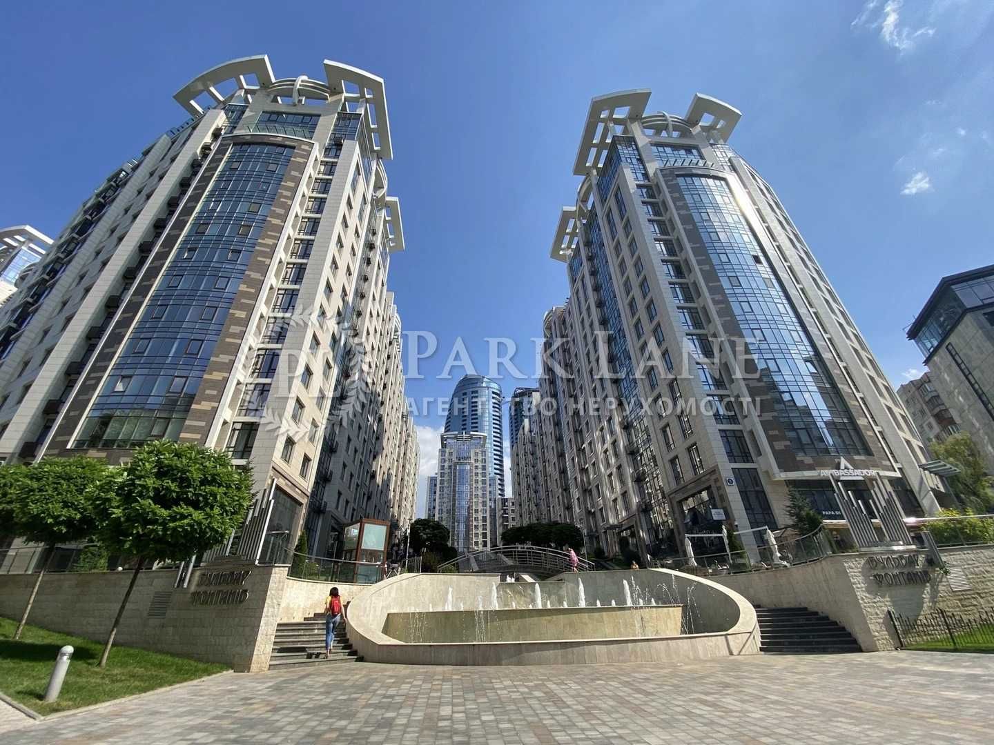 Продаж 4 кімн кв в ЖК Бульвар Фонтанів Тар'ян Французький Паркомісце