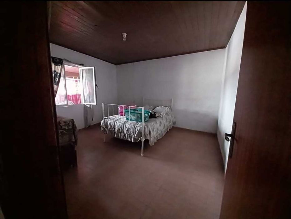 Moradia geminada em Valpaços