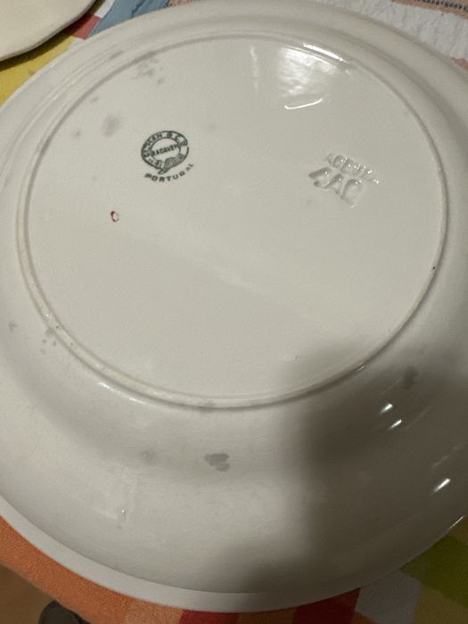 Pratos antigos (fábrica de sacavem, Alcântara, Leiria)