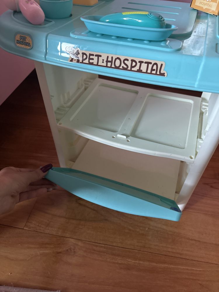 Szpital dla zwierzat pet hospital zabawka weterynarz
