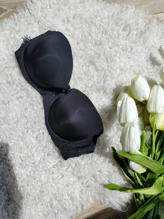 biustonosze czarne braletka z koronką 75 B h