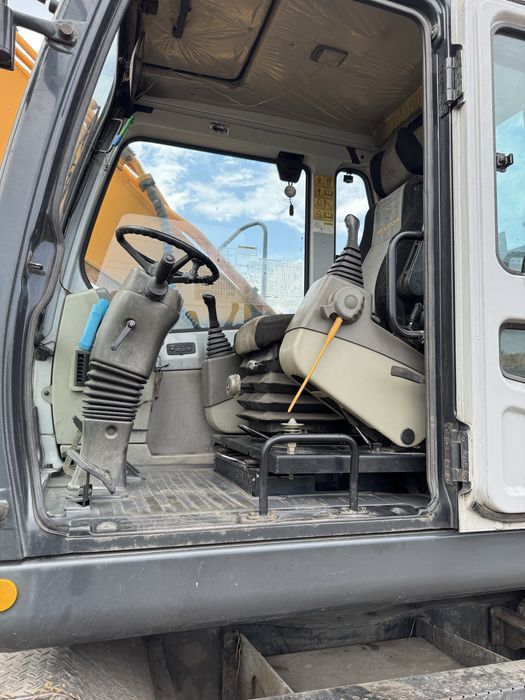 Экскаватор  Hyundai R 200-W7 2008