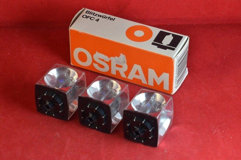 Flash fotográfico cubo vintage osram  e filmes 126