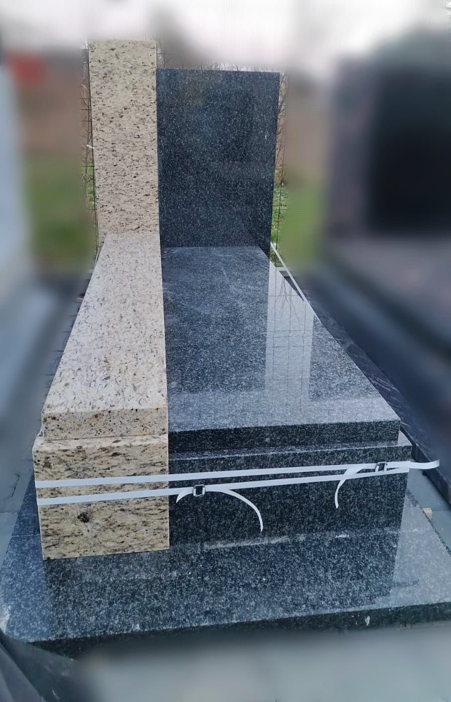 Wyprzedaż! Nagrobek granit pomnik kamieniarstwo