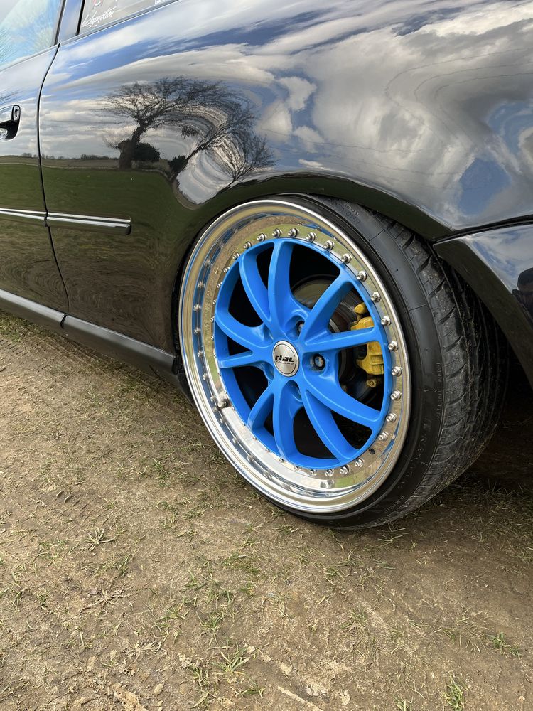 Felgi Rial Montreal 5x100 r18 8.5J Radinox (2tlg)