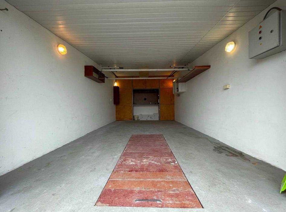 Гараж в ГК Перемога, ул. Полярная 10В. 40 м2