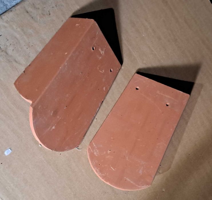 zestaw dachówek KORAMIC dachówki karpiówki gąsiory trójnik okapowe