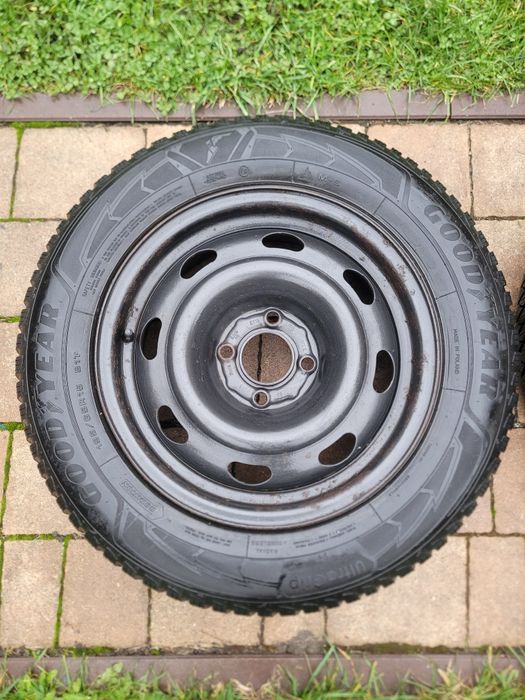 Opony zimowe 195/65 R15 goodyear, Fulda