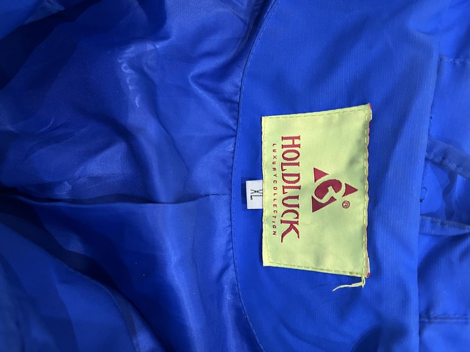 Жіноча зимова куртка