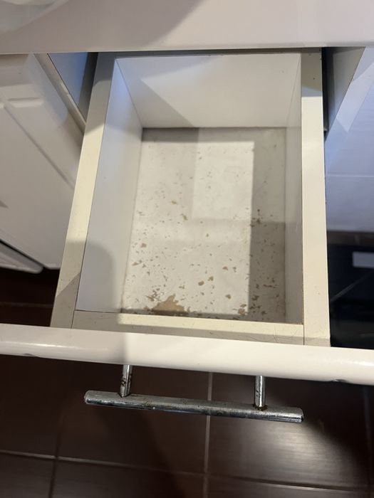 Умивальник з тумбою