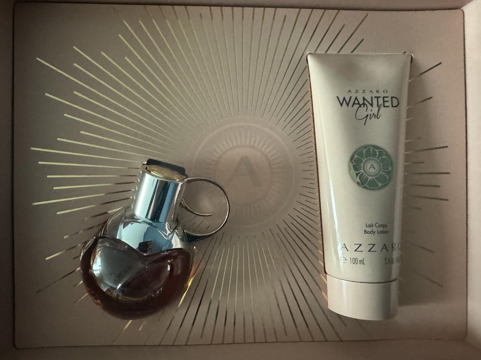 Azzaro Wanted Girl 50 ml plus balsam