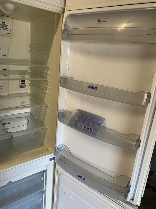 Frigorífico Combinado Branco Whirlpool