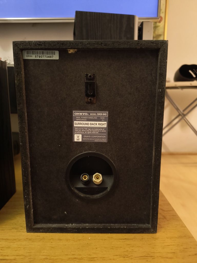 Dwie Kolumny kinowe ONKYO SKB-940