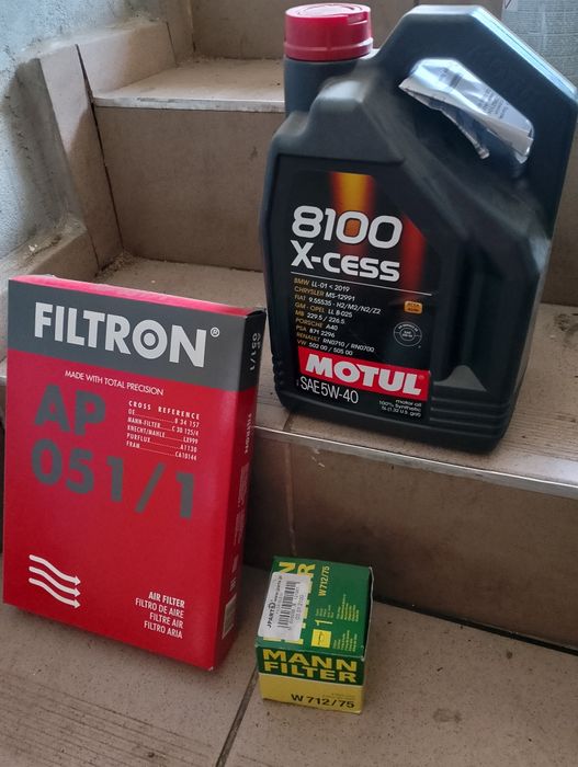 Olej motul 8100   filtry.   AP 051/1 i W 712/75