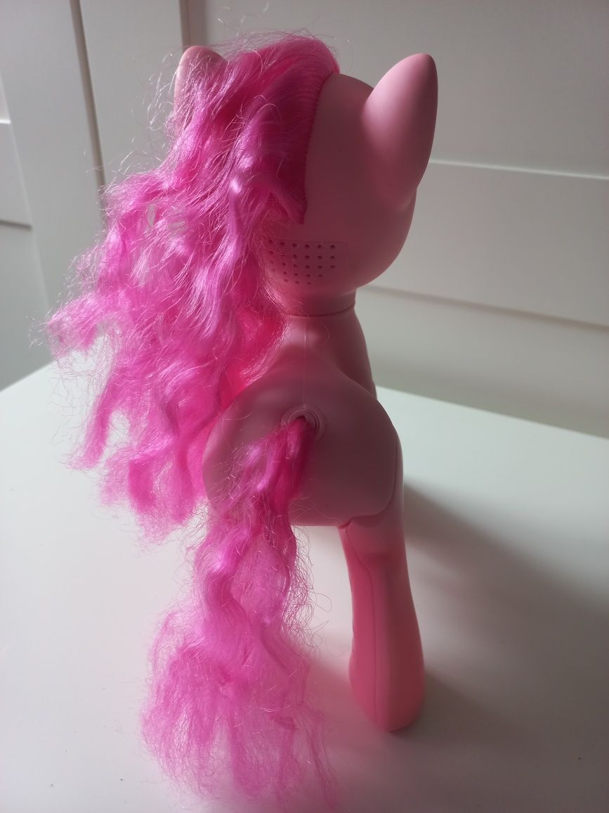 Roześmiana Pinkie Pie Hasbro kucyk interaktywny


My Little Pony, figu