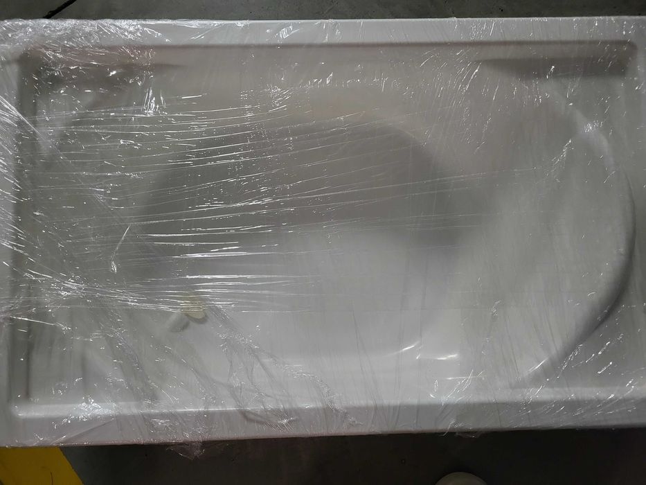 Banheira em muito bom estado..