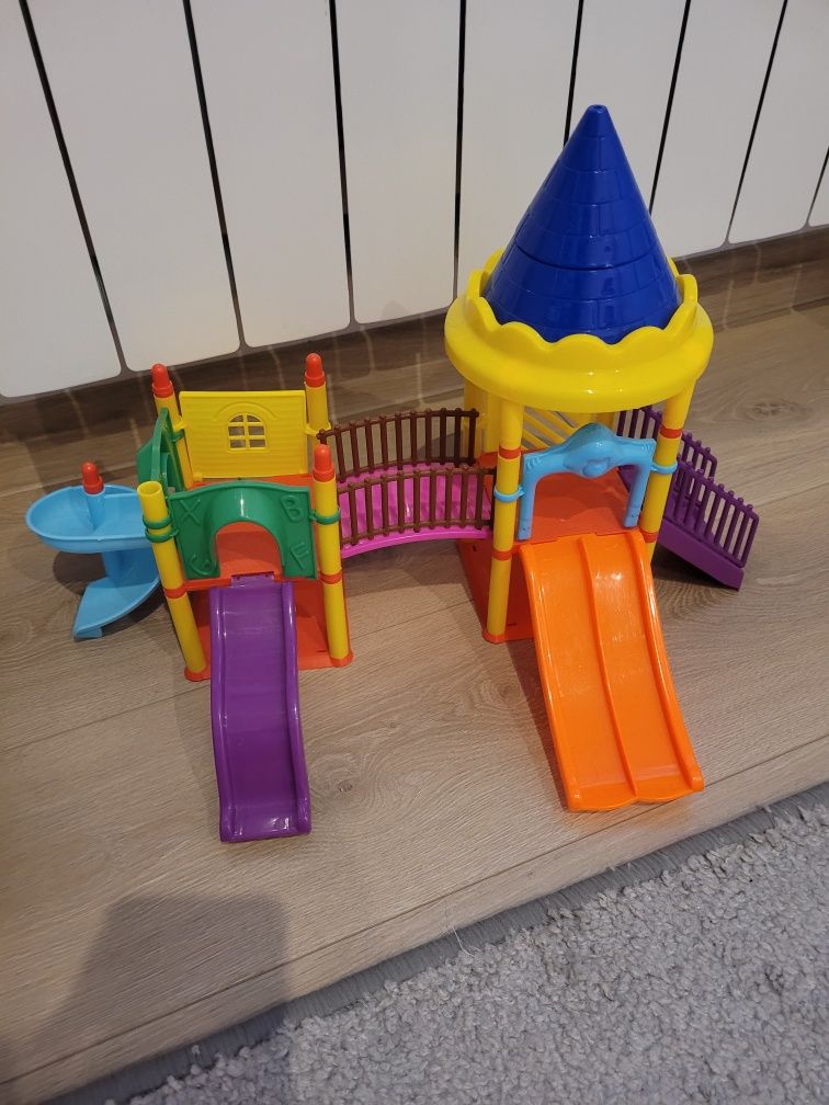 Domek dla lalek dla dzieci
