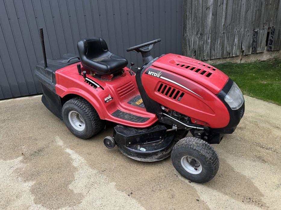 Traktorek kosiarka MTD LN155