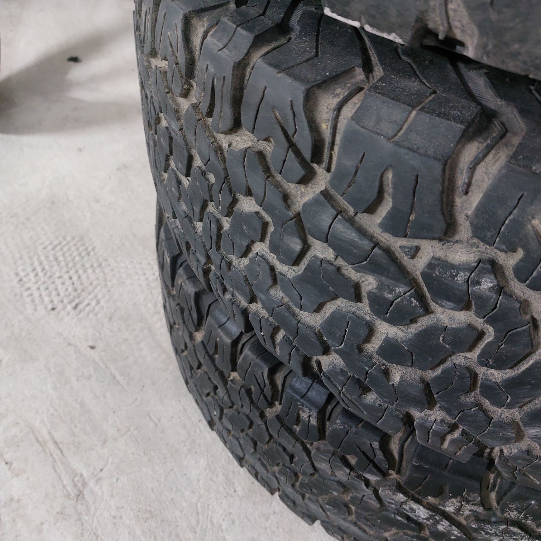 Колеса 245 75 16 шини BFgoodrich 70 резина болотна грязева