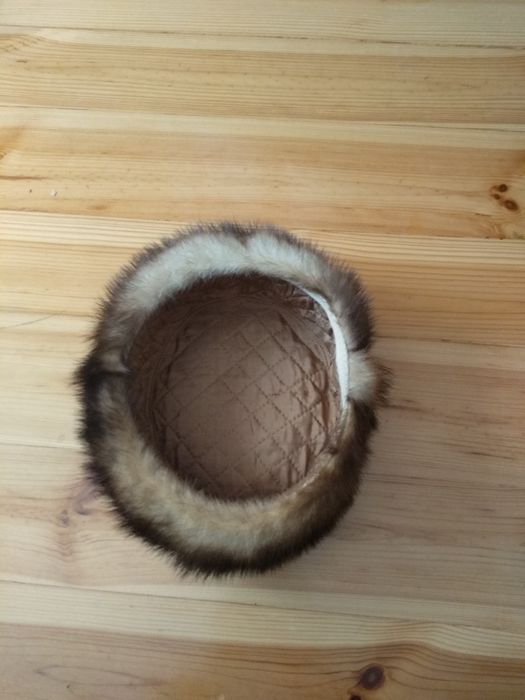 Toczek beret z nutri i norki lata 70/80
