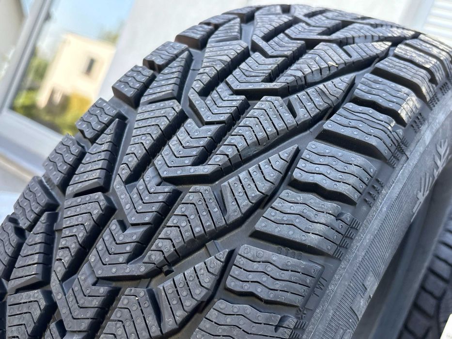 Zimowa 205/60R16 Kormoran SNOW prod. 2025 rok D,C,72db gwarancja 5 lat