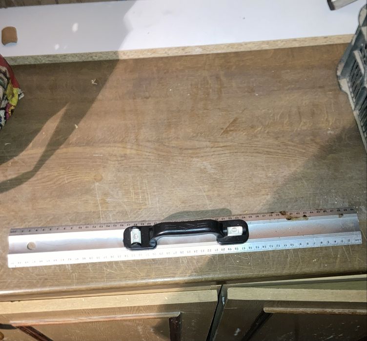 Przymiar liniowy z poziomicą 50 CM