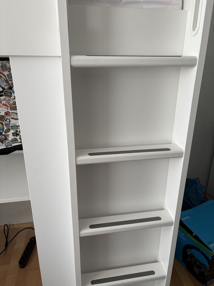 Łóżko piętrowe z biurkiem i szafą IKEA SMASTAD