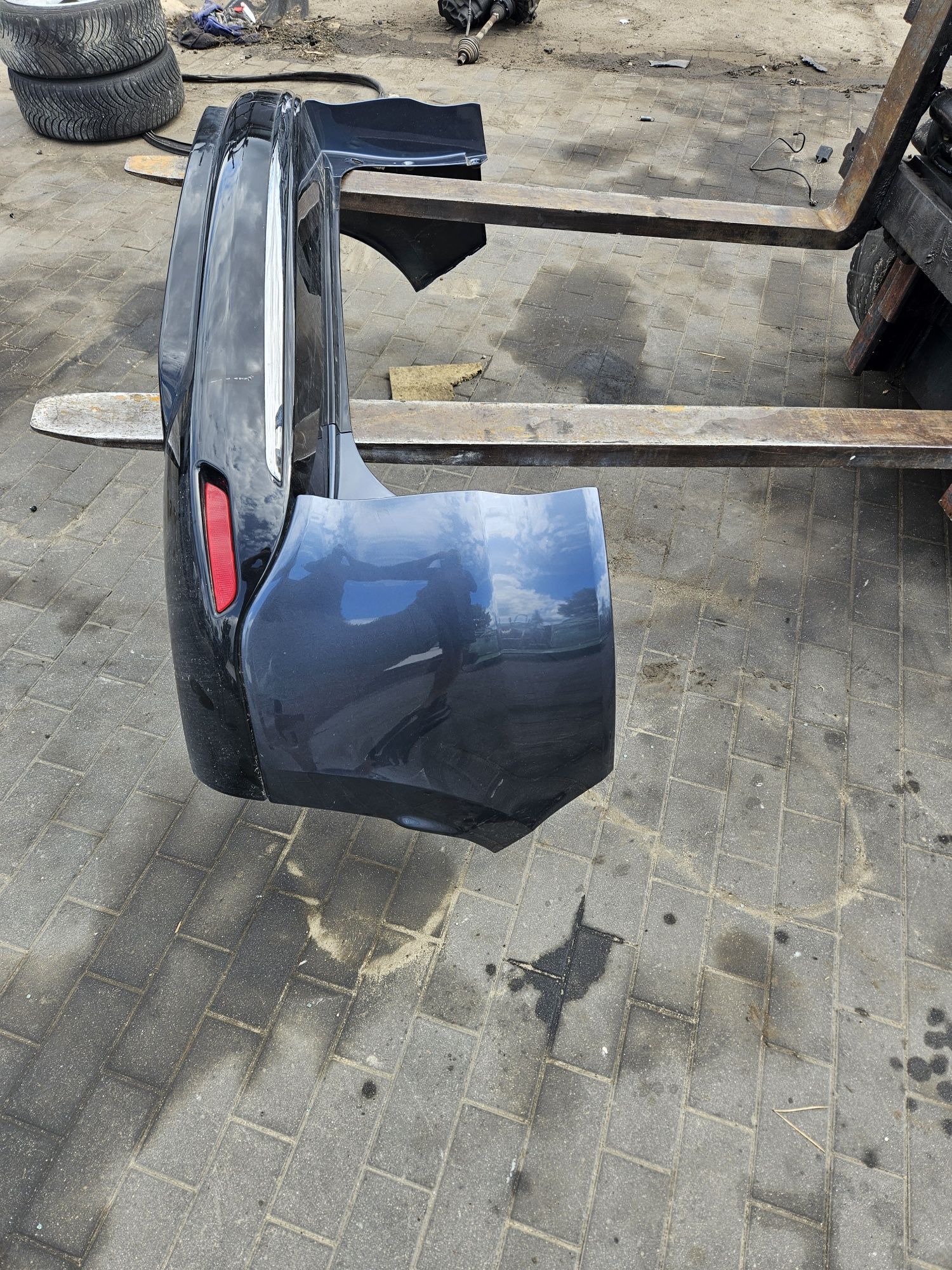 Zderzak tyl Renault Clio IV kombi kolor TEKPN