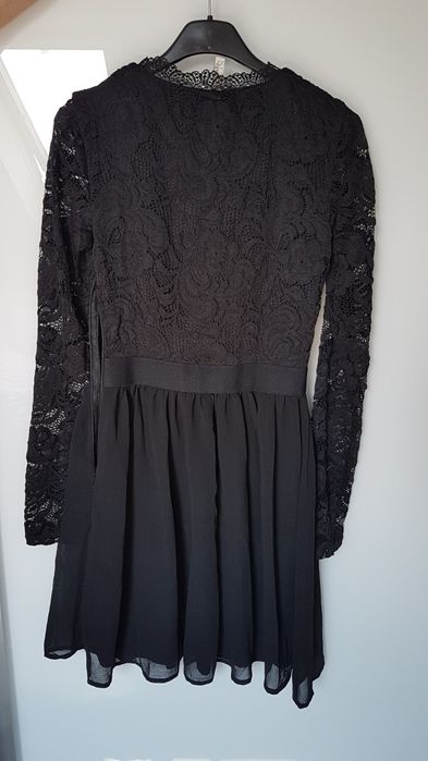 Sukienka koronkowa czarna XS