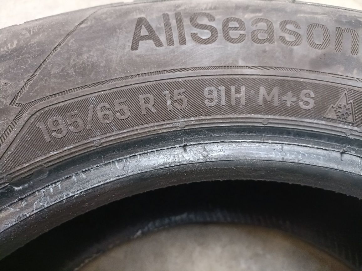 Opona całoroczna Uniroyal AllSeasonsExpert 2, 195/65R15 91H