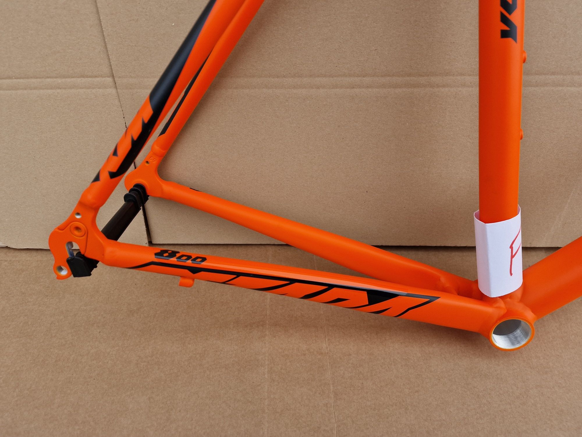 KTM STRADA 800 rama szosowa alu z widelcem 57 Faktura szosa FVAT F65