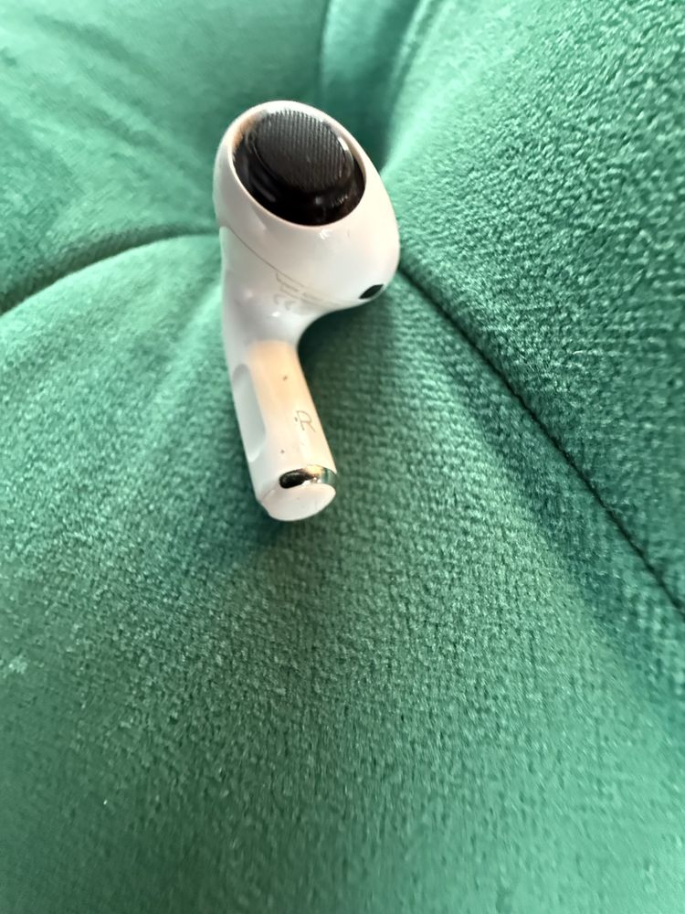 Продам навушник правий Airpods pro 1 ORIGINAL 100%