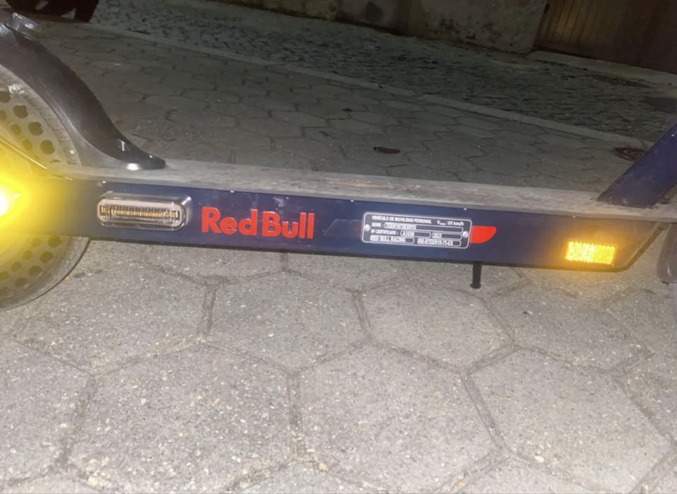 Vendo trotinet eletrica