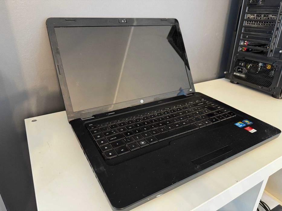 HP G62-b30SW – Laptop z duszą, SSD i i3 – gotowy do akcji! Bez baterii